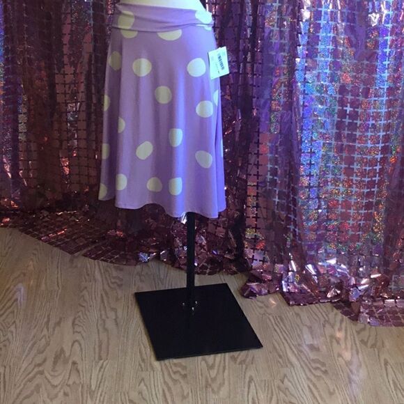 LULAROE AZURE skirt in purple & white polka dots, size medium - Picture 2 of 12